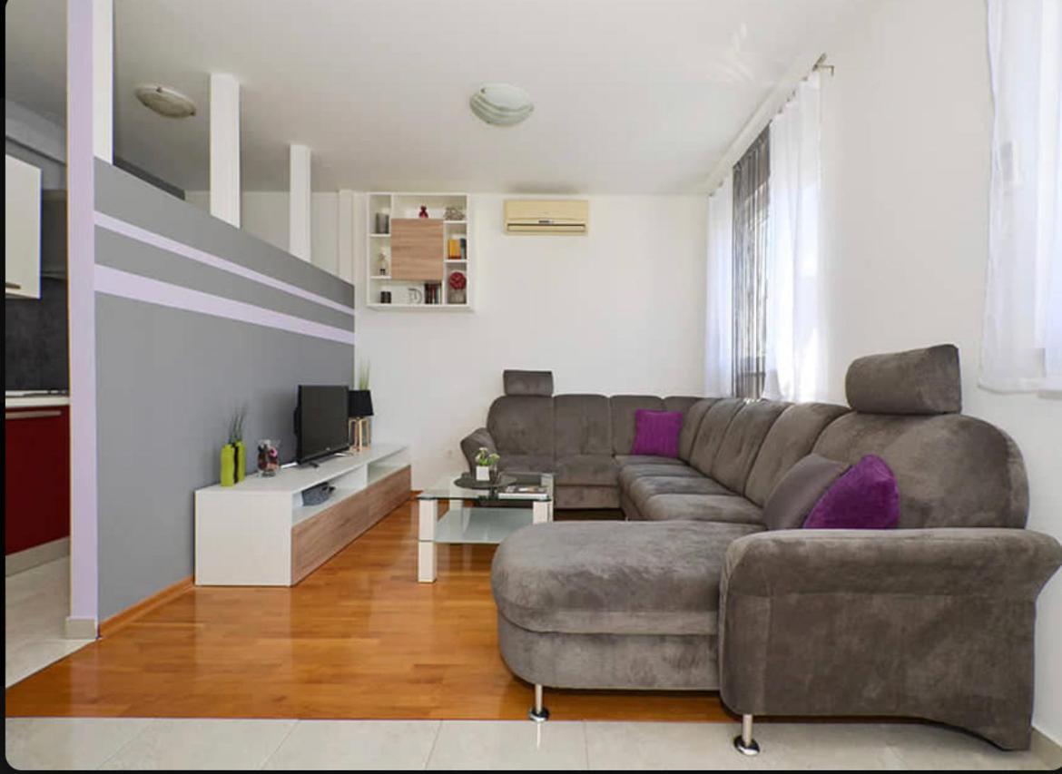 Apartment Charlie Podstrana Zewnętrze zdjęcie